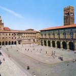 palazzo podestà piazza maggiore bologna